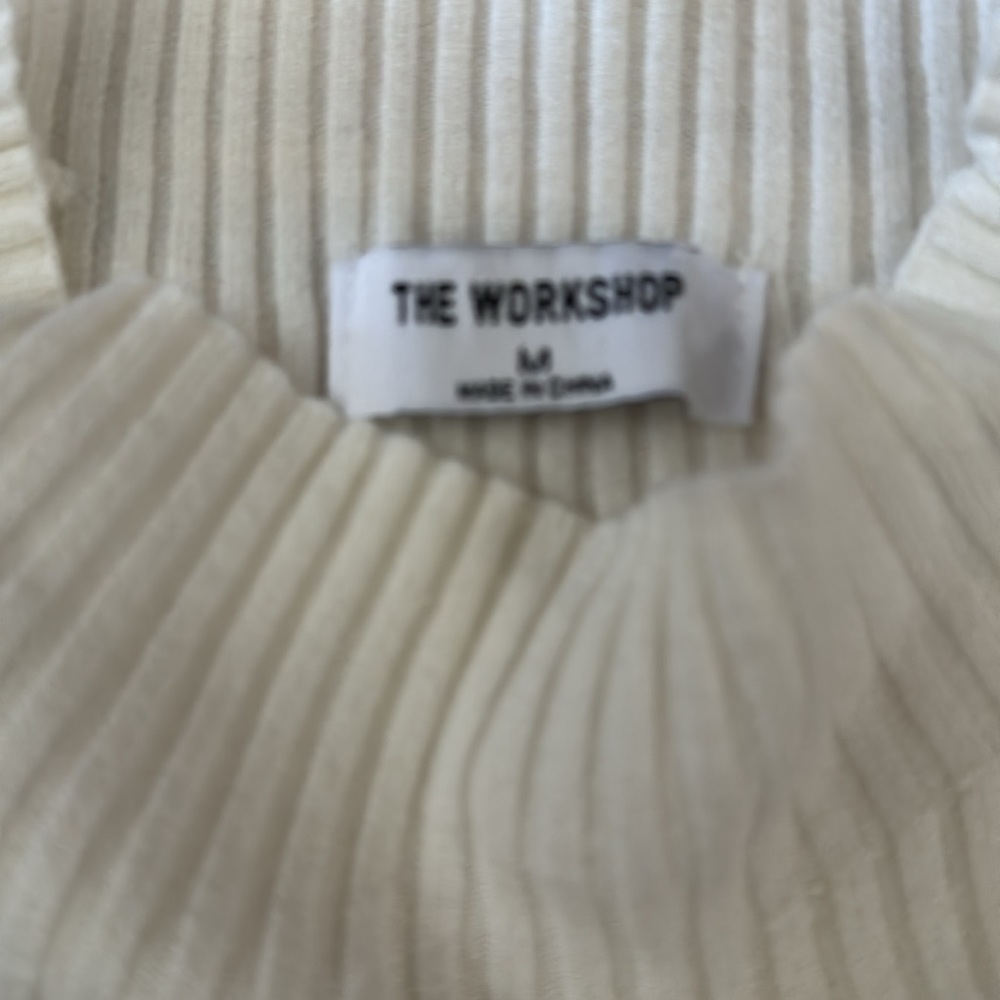 Women top bundle - Picture 6 of 9